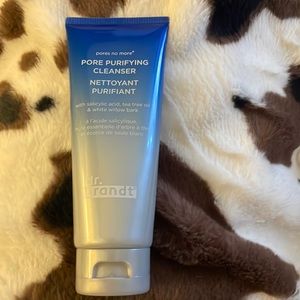 Unopened pore purifying cleanser